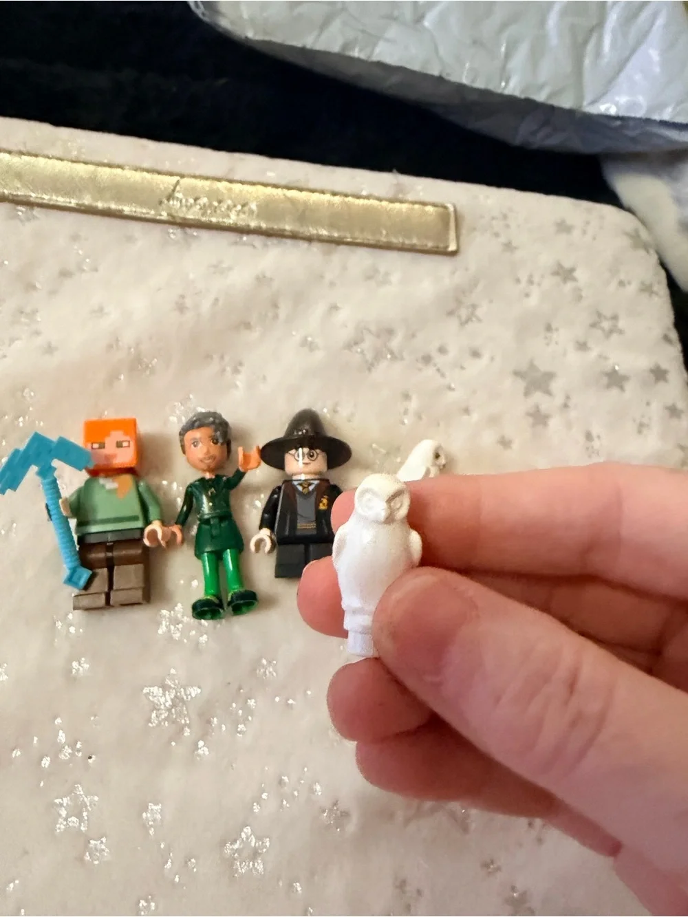 Mixed lot of Legos w minifigures Harry Potter